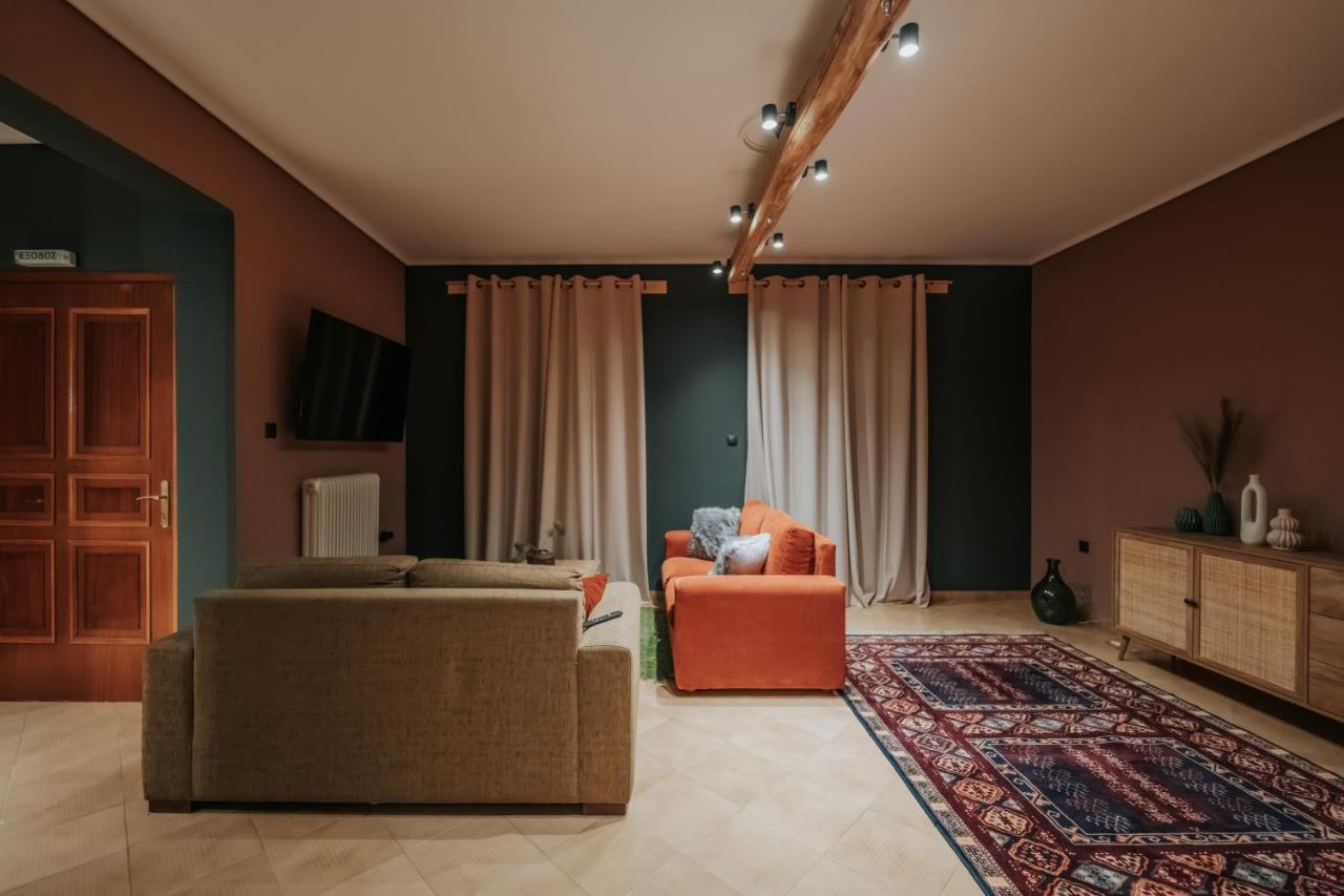Kalavrita Krinides Apartment And Attics Exterior foto