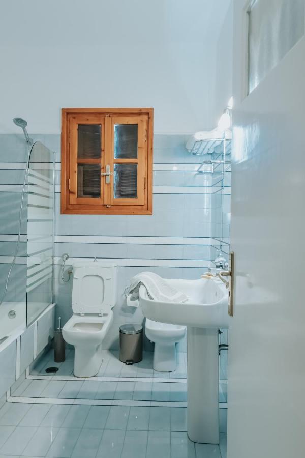 Kalavrita Krinides Apartment And Attics Exterior foto