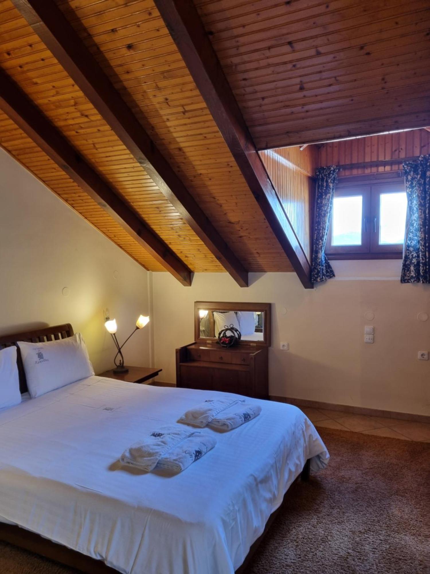 Kalavrita Krinides Apartment And Attics Exterior foto